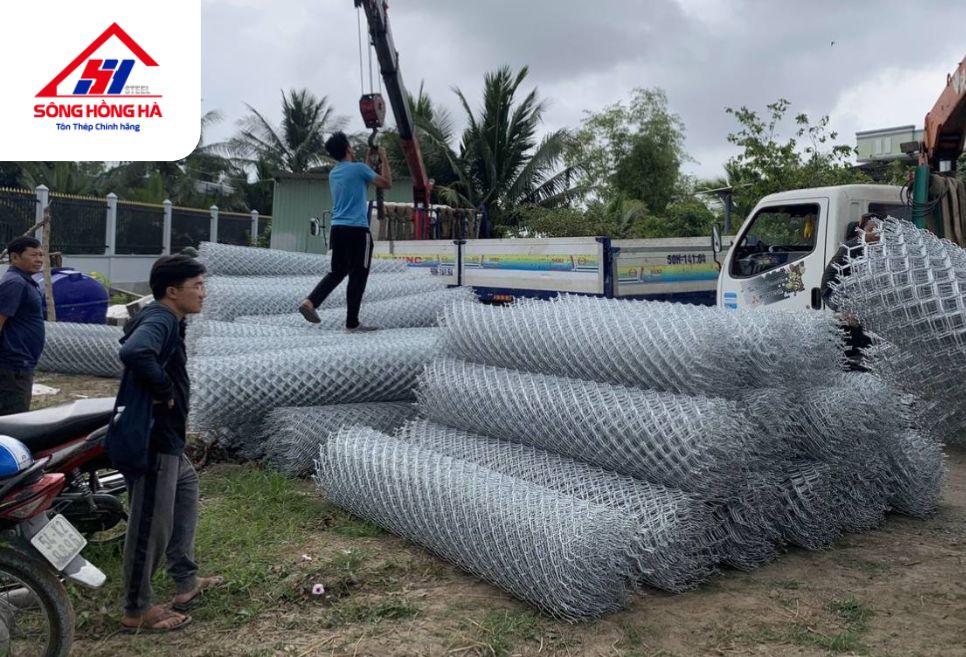 Hàng rào B40 bao nhiêu một mét? Chi phí làm hàng rào lưới B40 cập nhật